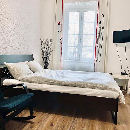 Apartament W Centrum :) Krakkó Kültér fotó