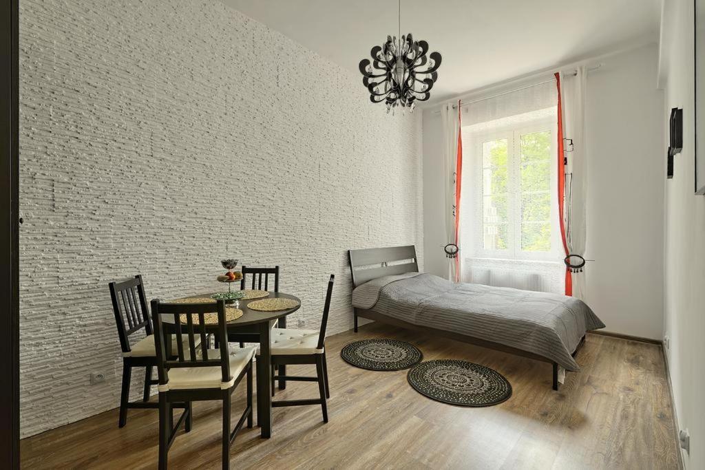 Apartament W Centrum :) Krakkó Kültér fotó