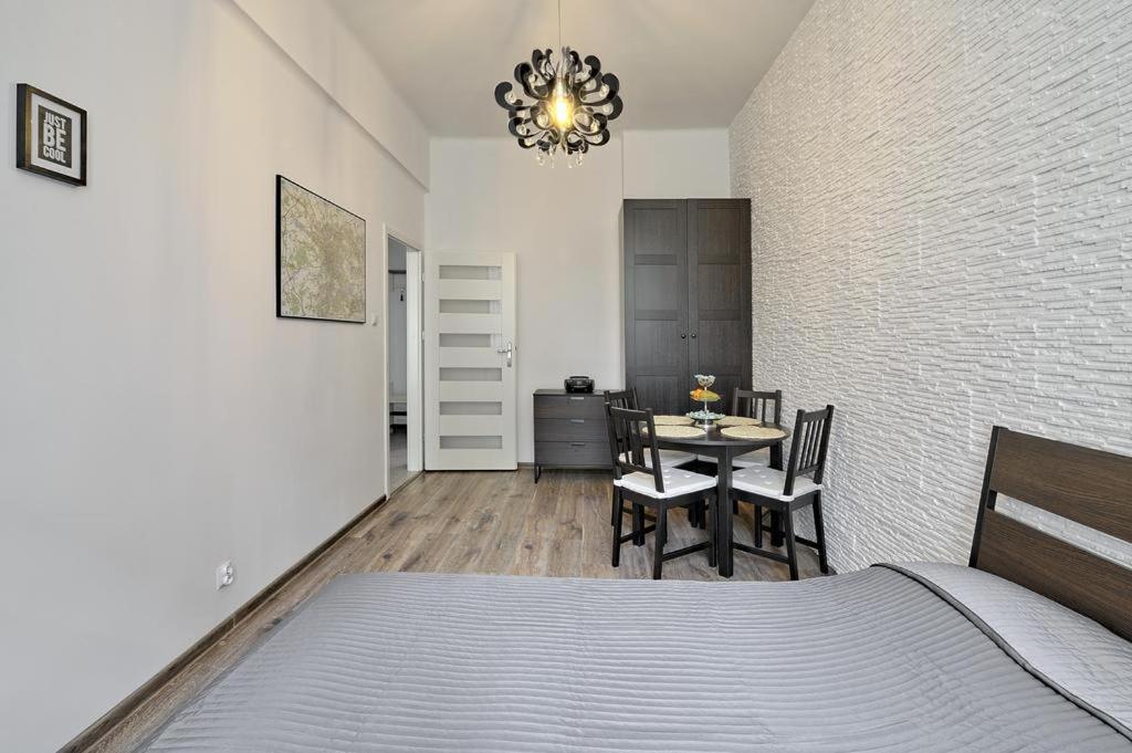 Apartament W Centrum :) Krakkó Kültér fotó